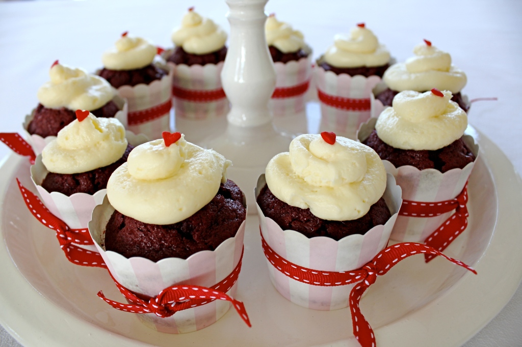 red velvet cupcakes party kids birthday food recipe
